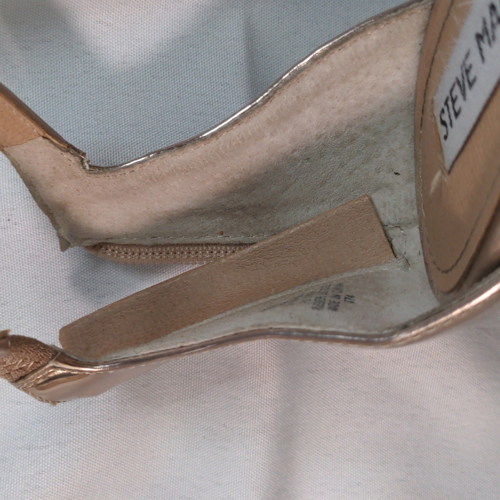 Steve Madden Rose Gold Heels size 7.5M - Picture 9 of 14